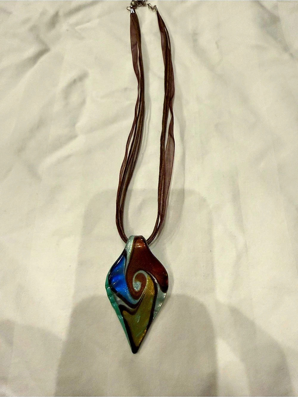 Multicolor Pendant Necklace Like New